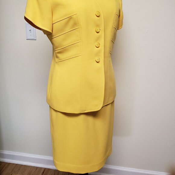 Albert Nipon Soft Canary Yellow Two-Piece - Picture 4 of 13